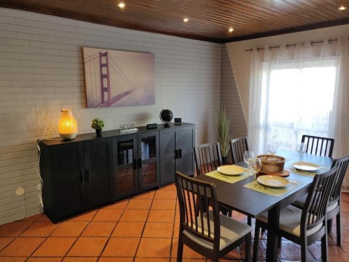 Guestready - Charming Accents Near The Beach Apartment Sesimbra Exterior photo